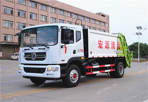 東風(fēng)多利卡D9壓縮垃圾車