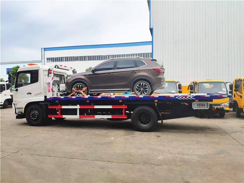東風(fēng)天錦一拖二平板清障車 東風(fēng)天錦一拖二平板清障車