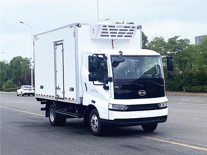 比亞迪T5DM混動(dòng)冷藏車